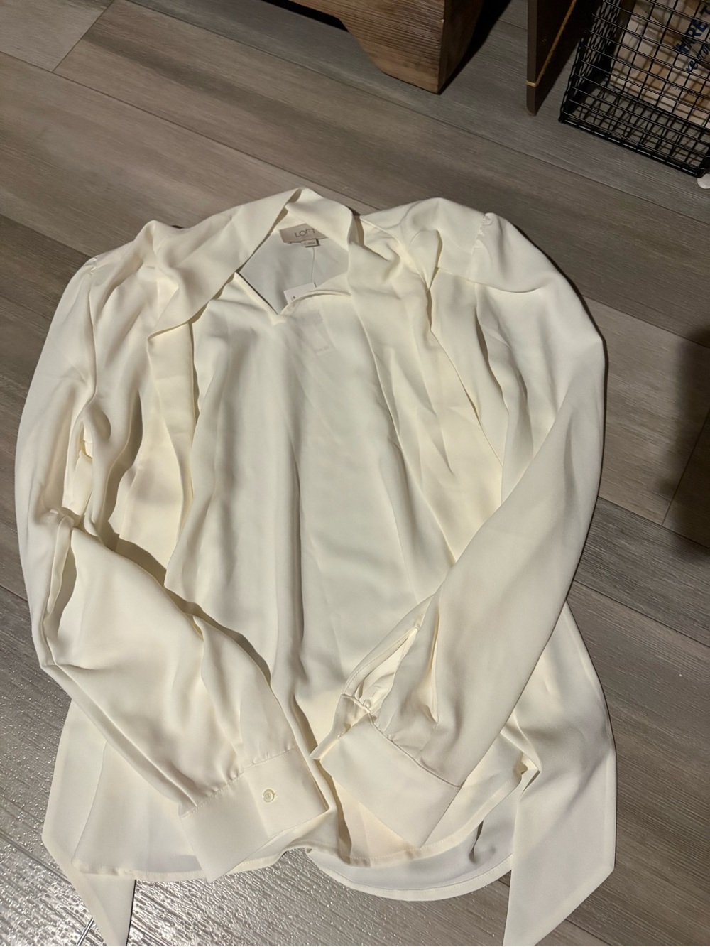 LOFT Ivory V-Neck Long Sleeve Top